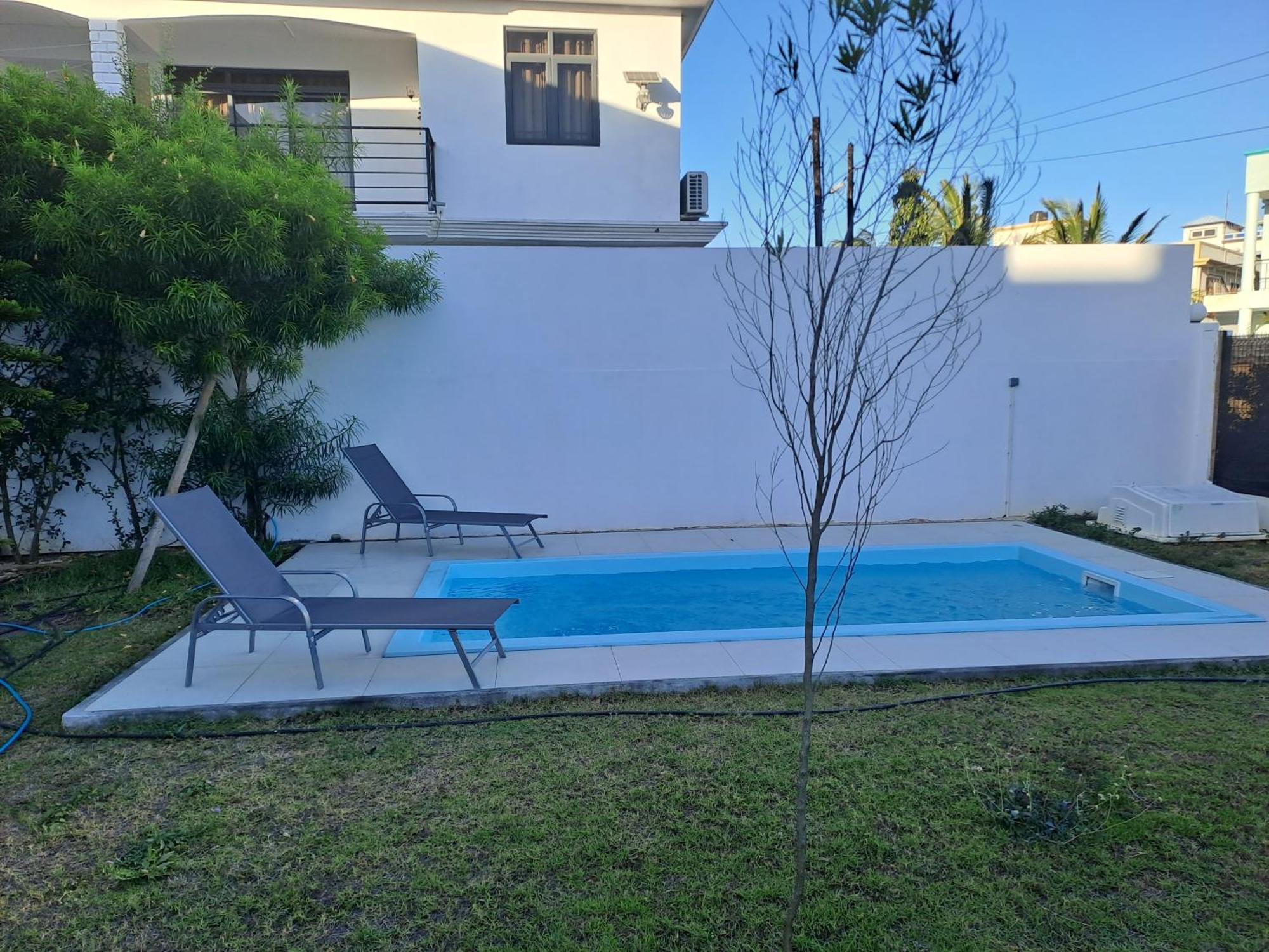 Maison Mont Choisy - One Or Two Bedrooms Apartment Trou aux Biches Exterior foto