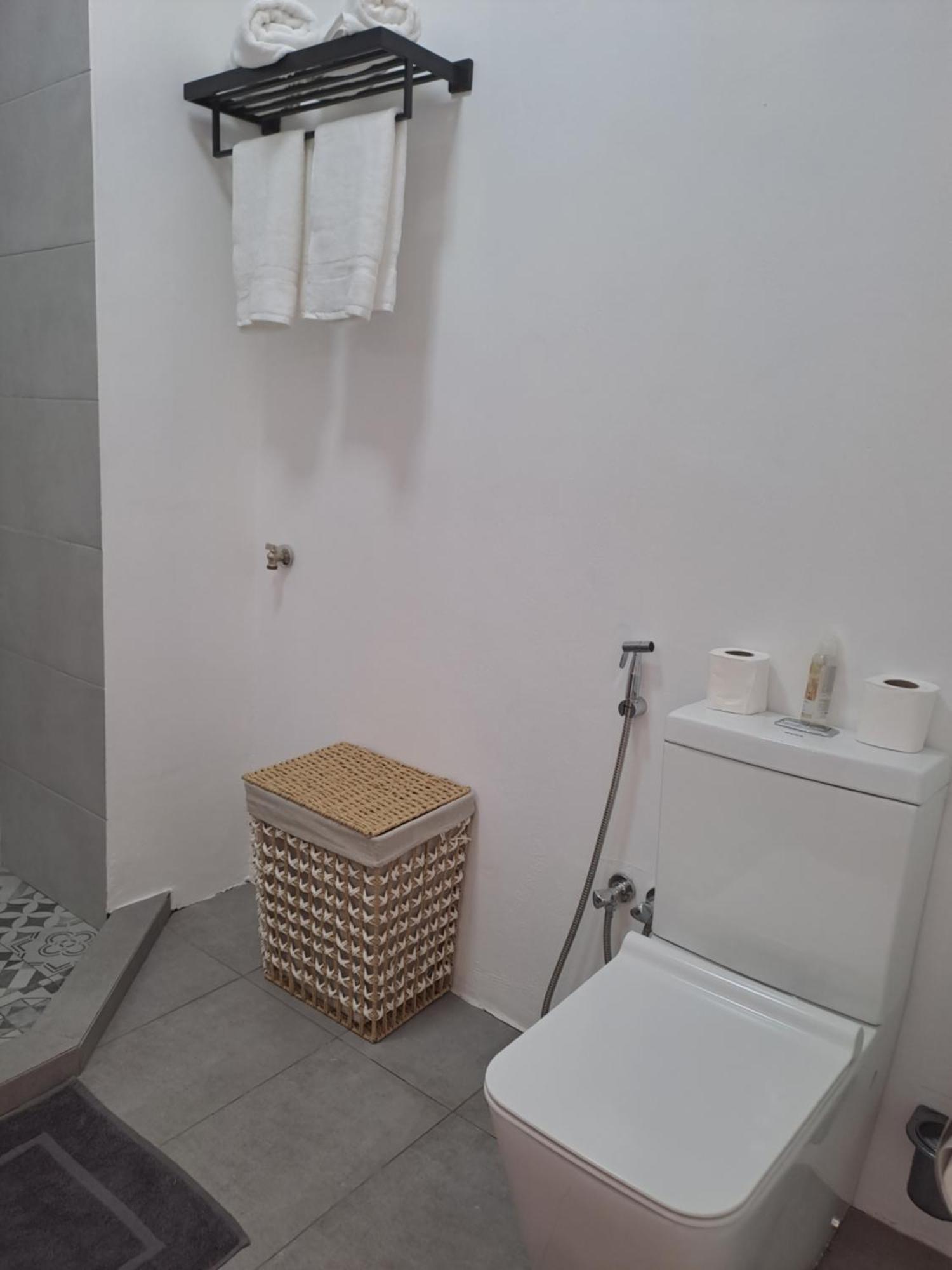 Maison Mont Choisy - One Or Two Bedrooms Apartment Trou aux Biches Exterior foto